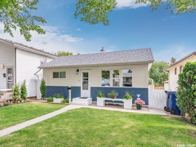 226 Y Avenue S  Saskatoon SK S7M 3J5 photo