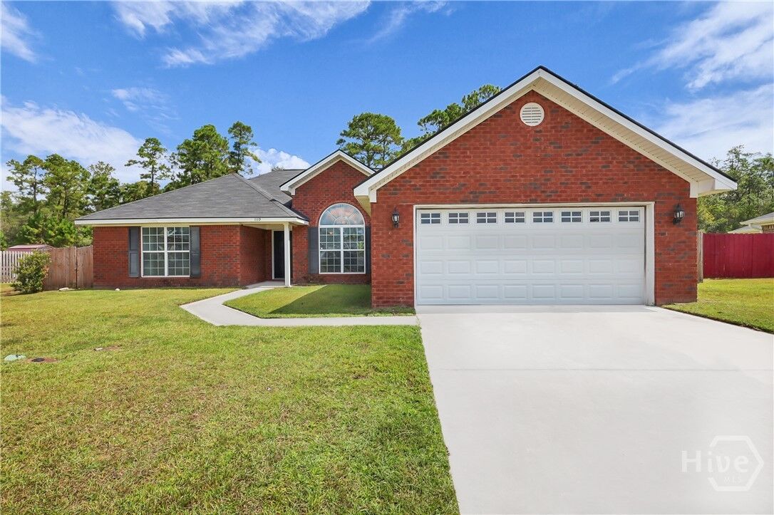 Property Photo:  1119 Creekside Circle  GA 31313 