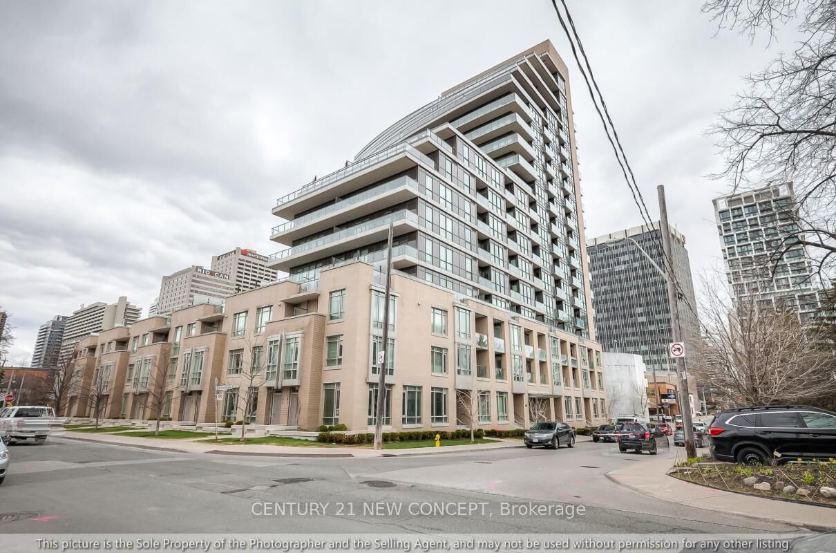 Property Photo:  60 Berwick Avenue 204  ON M5P 0A3 