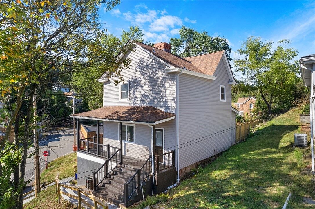 Property Photo:  5934 Curry Rd  PA 15236 