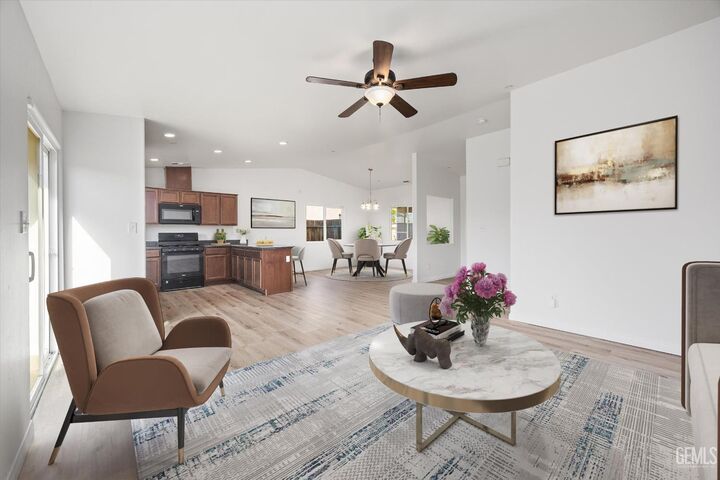 417 Salazar Avenue  Bakersfield CA 93307 photo