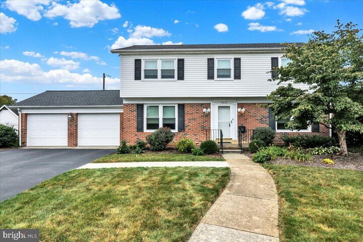 Property Photo: 1515 Durwood Court PA 19609