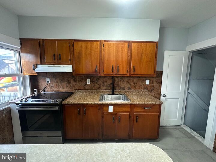 Property Photo:  5220 Ditman Street  PA 19124 