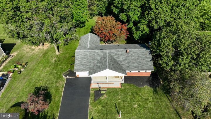 Property Photo: 140 Lindy Road PA 17360
