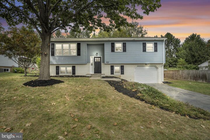 124 Holly Drive  Mechanicsburg PA 17055 photo