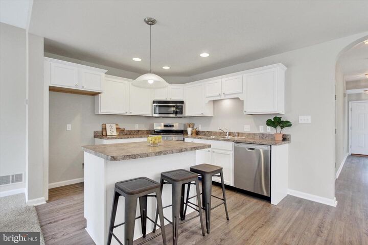 Property Photo:  706 Grant Drive  PA 17331 