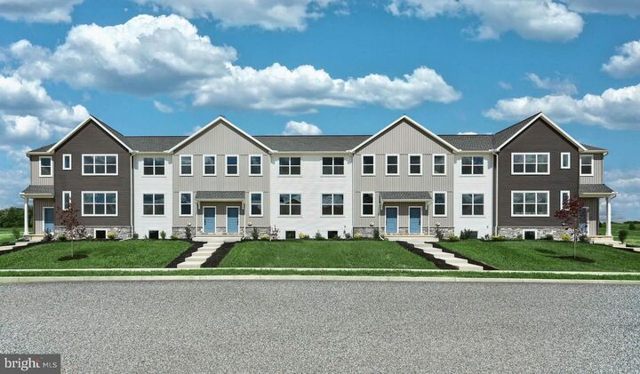 Property Photo:  77 N Conifer Drive  PA 17022 