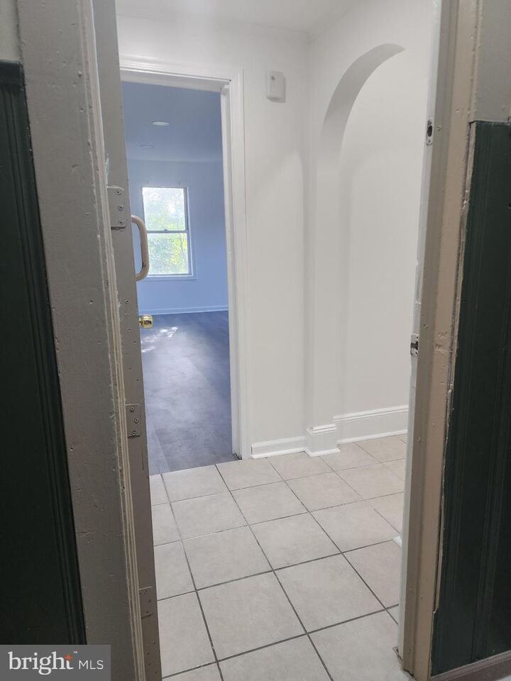 Property Photo: 238 N Warren Street 2 NJ 08618