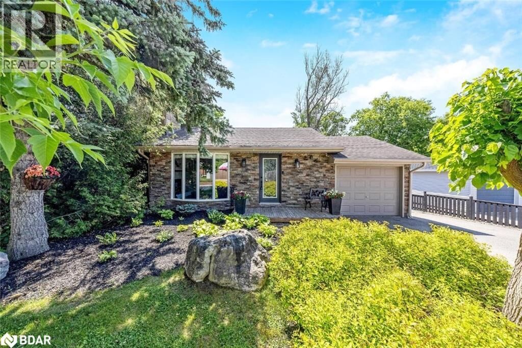 Property Photo: 3 Lorne Street ON N0B 1T0