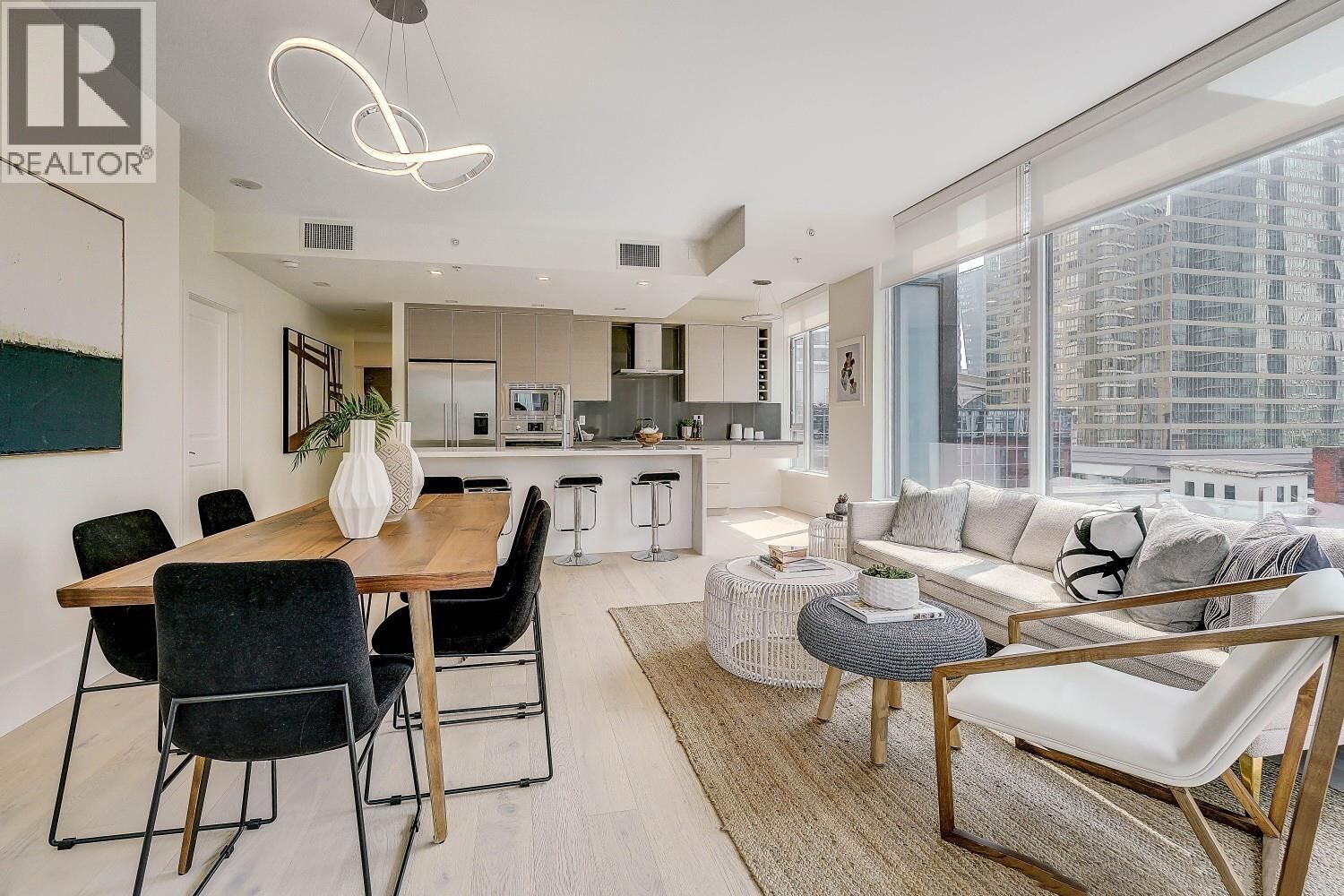 Property Photo:  1211 Melville Street 903  BC V6E 0A7 