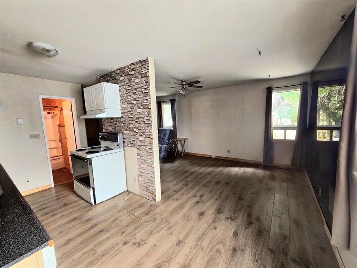Property Photo:  1320 Aikins Street  MB R2V 2C6 