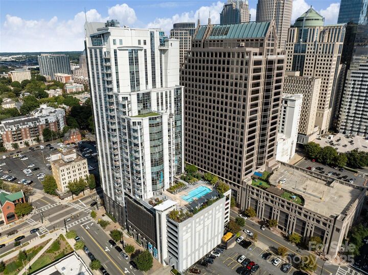 Property Photo:  333 W Trade Street 1301  NC 28202