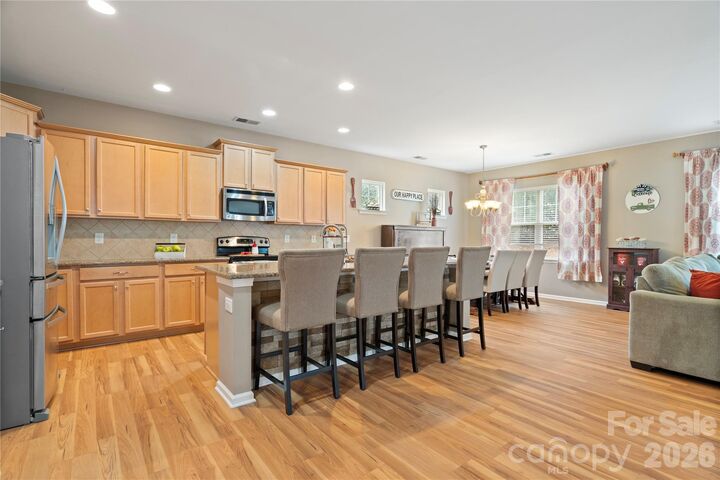 Property Photo:  1521 Deer Meadows Drive  NC 28173 