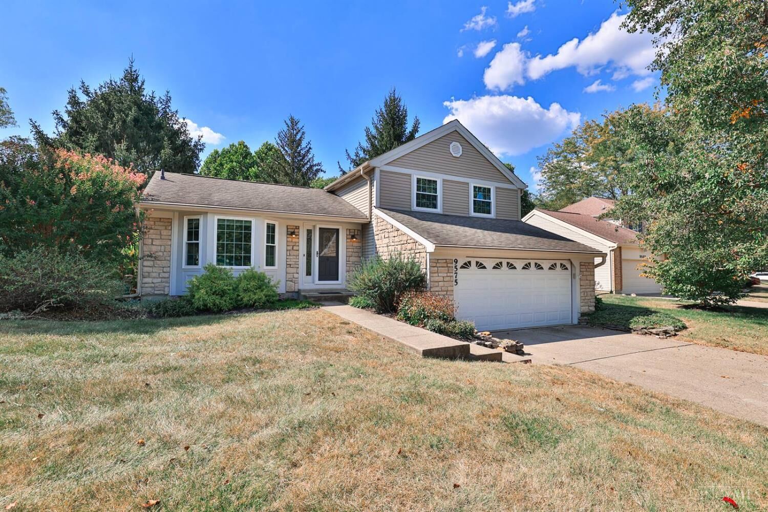 Property Photo: 9575 Fox Run Drive OH 45040