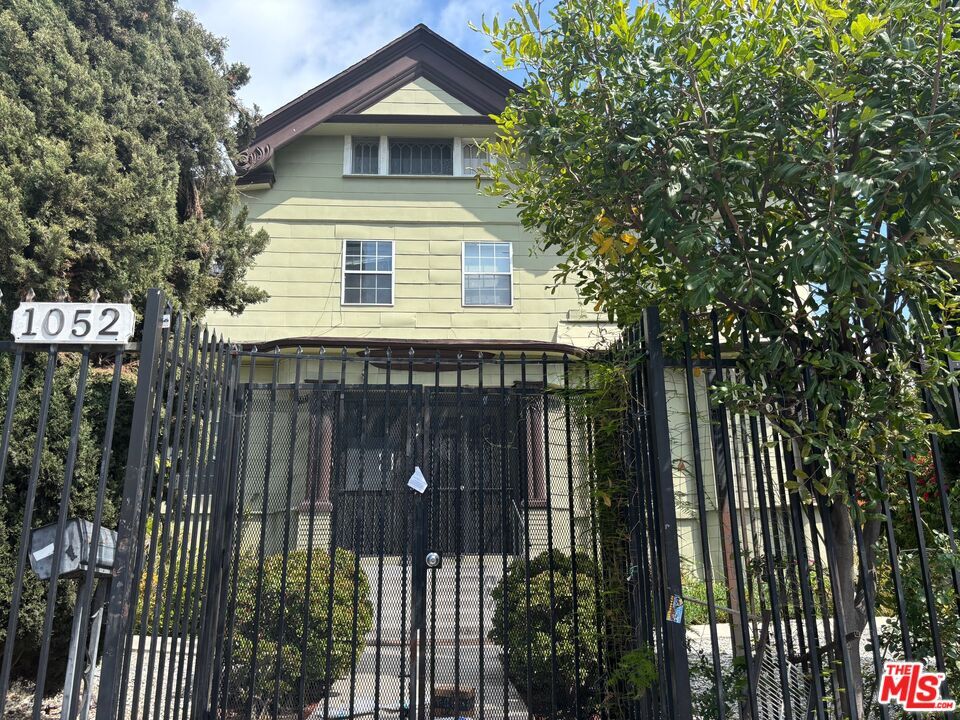Property Photo: 1052 S Westlake Ave CA 90006