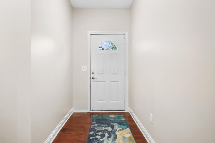 Property Photo: 3940 Rennes Drive OH 43221