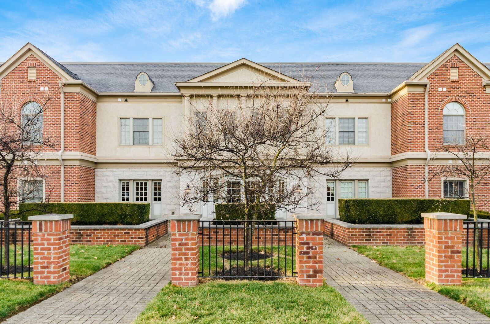 Property Photo:  705 N State Street  OH 43082 