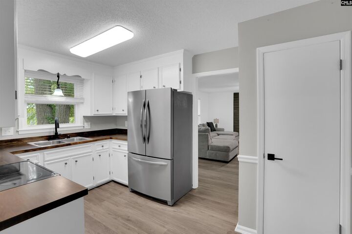 Property Photo:  219 N Royal Tower  SC 29063-2315 