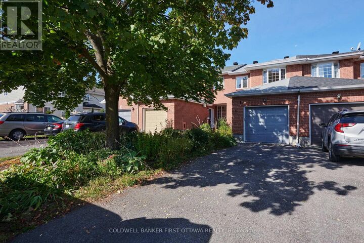 Property Photo:  16 Angus Drive  ON K2L 4E6 