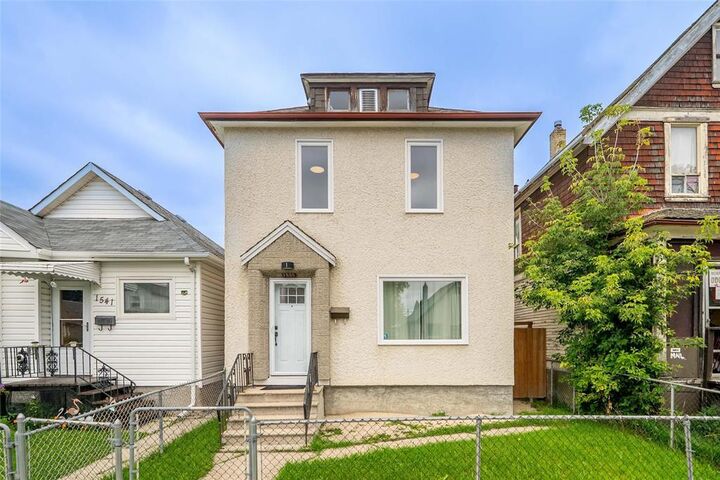 1539 Alexander Avenue  Winnipeg MB R3E 1L7 photo