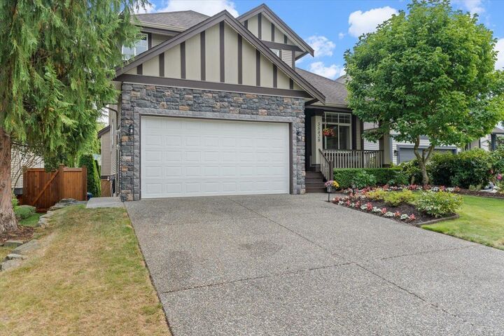 35428 Nakiska  Abbotsford BC V3G 1J6 photo