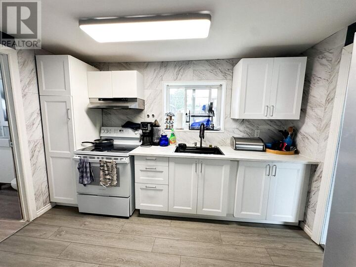 Property Photo: 20 Crosscut St ON P0V 2M0