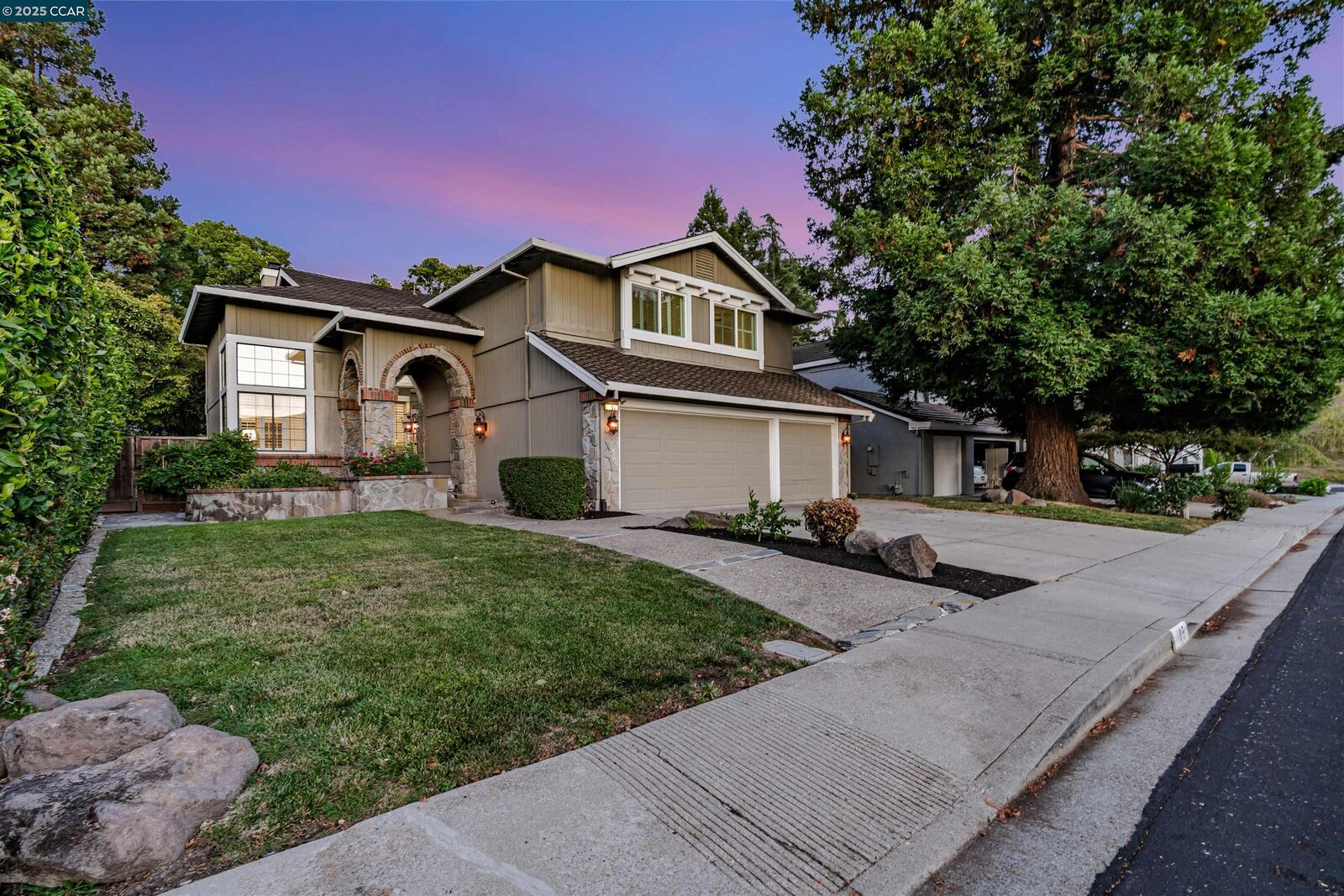 Property Photo:  105 Creighton Way  CA 94506 