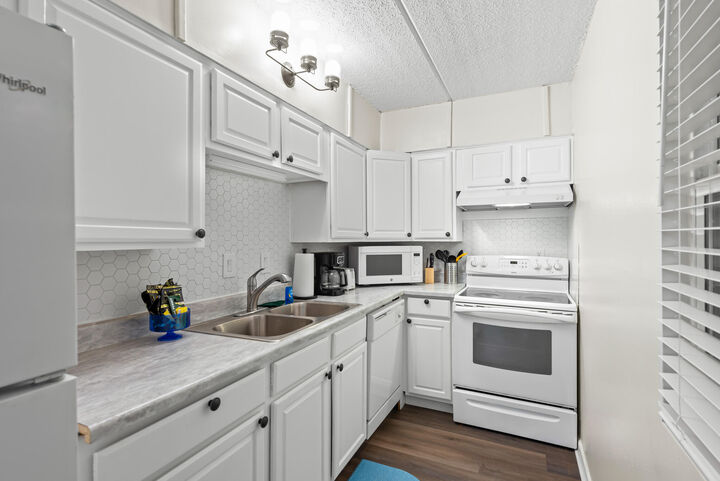Property Photo: 209 W Miracle Strip Parkway C201 FL 32569
