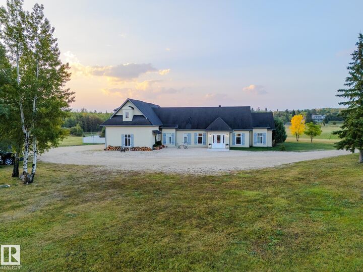 Property Photo:  22250 Twp Road 512  AB T8C 1H2 