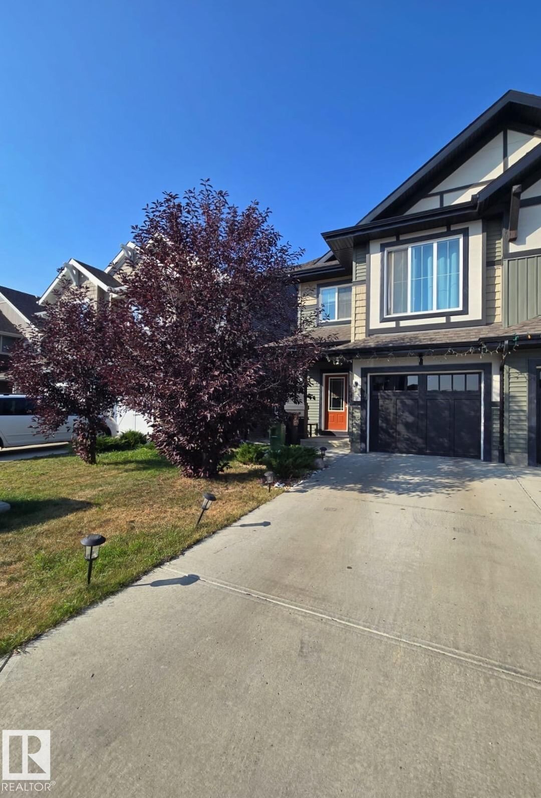 Property Photo:  2747 Chokecherry Place SW  AB T6X 2K1 