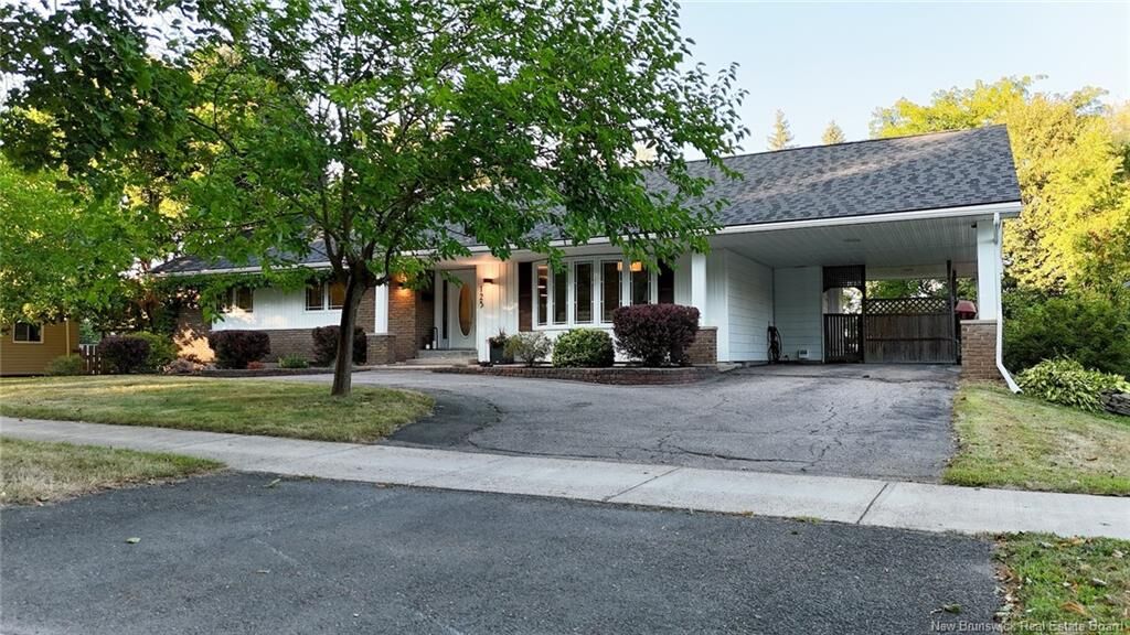 Photo de la propriété:  125 Eglinton Street  NB E3B 2V9 