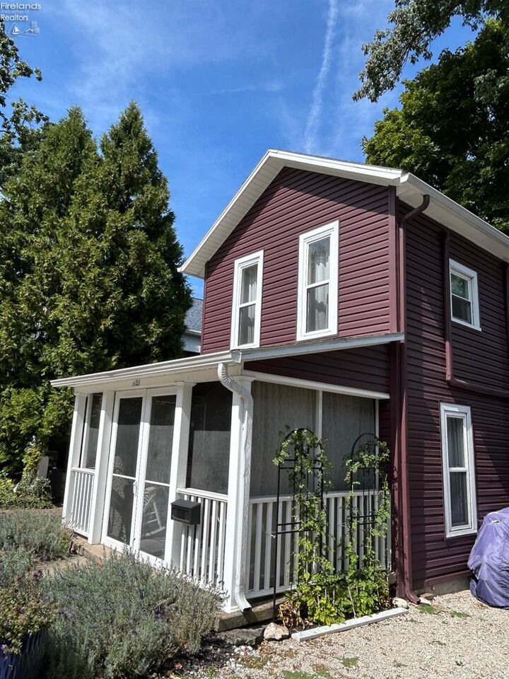 Property Photo:  120 W 3rd Street  OH 43440 