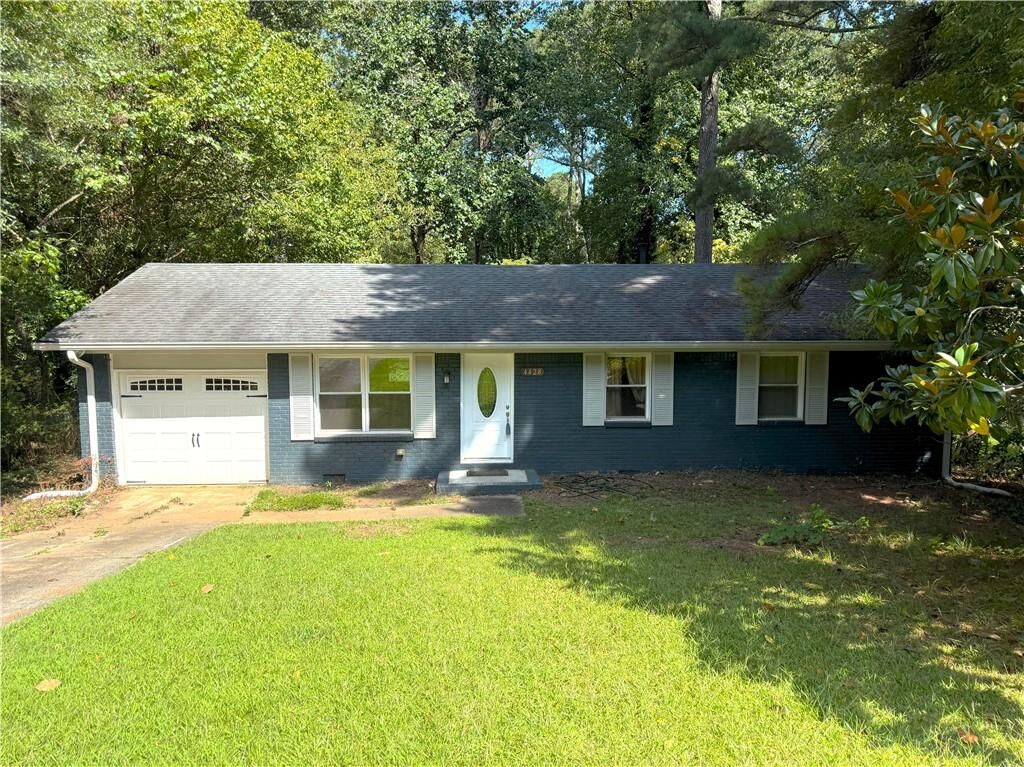 Property Photo: 4428 Colony East Drive GA 30083