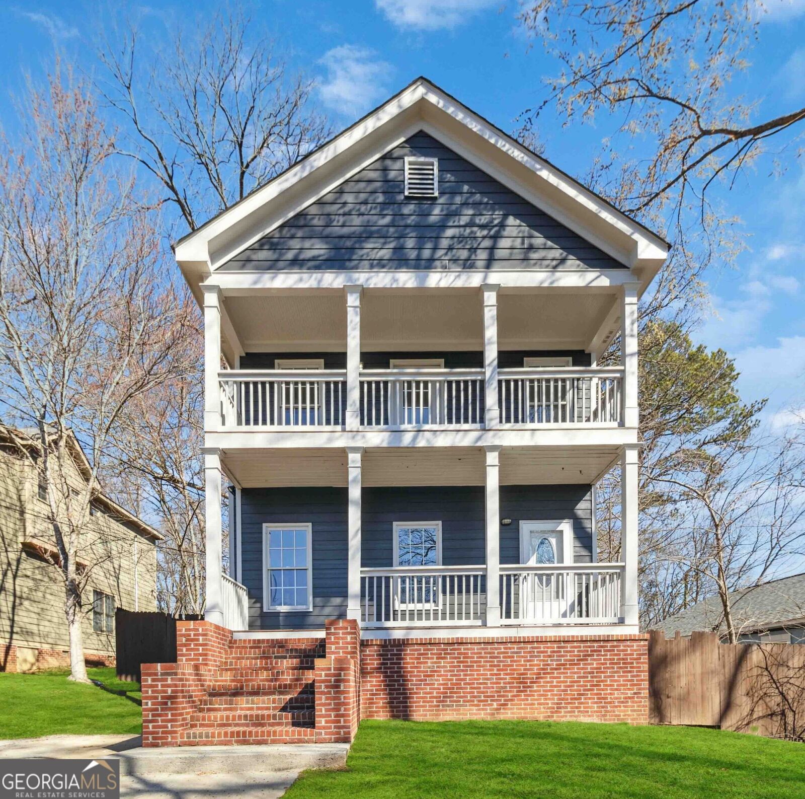 Property Photo:  2395 Saint James Drive NW  GA 30318 