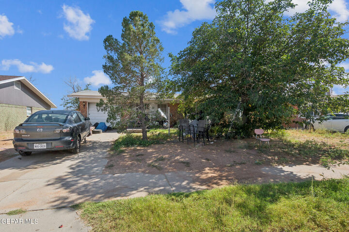 Property Photo:  5748 Corsicana Avenue  TX 79924 