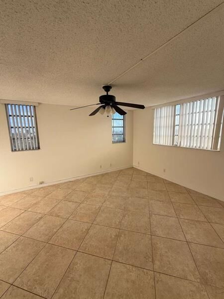 Property Photo: 1811 Jefferson St 810 FL 33020