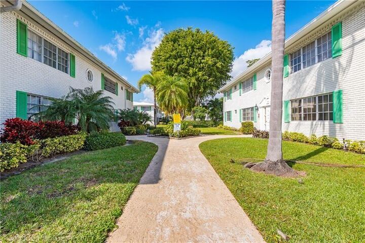 Property Photo: 1851 NE 62nd St 603 FL 33308