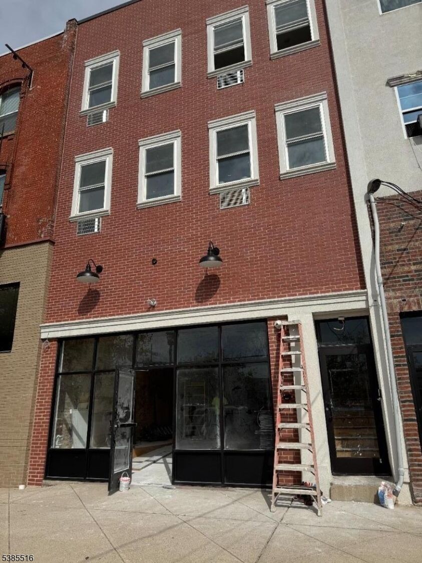 Property Photo: 10 E Washington Ave 303 NJ 07882