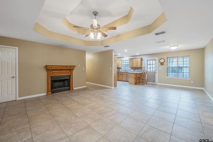 Property Photo: 190 Dwight TX 75765