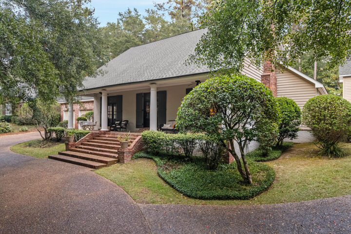 Property Photo:  4 Bocage  MS 39402 