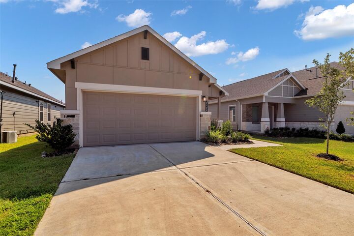 Property Photo:  25524 Prairie Clover Way  TX 77354 