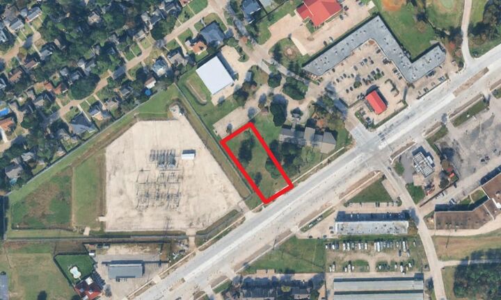 Property Photo: 7927 Fm 1960 Road E TX 77346