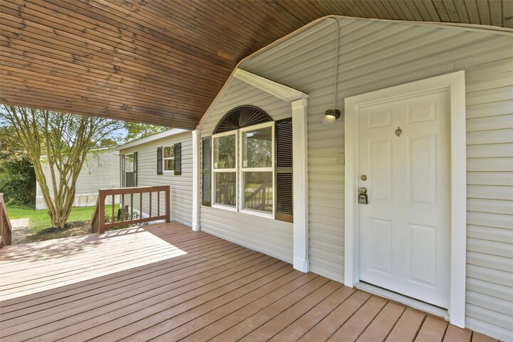 Property Photo: 31307 W Timberloch Trail TX 77355