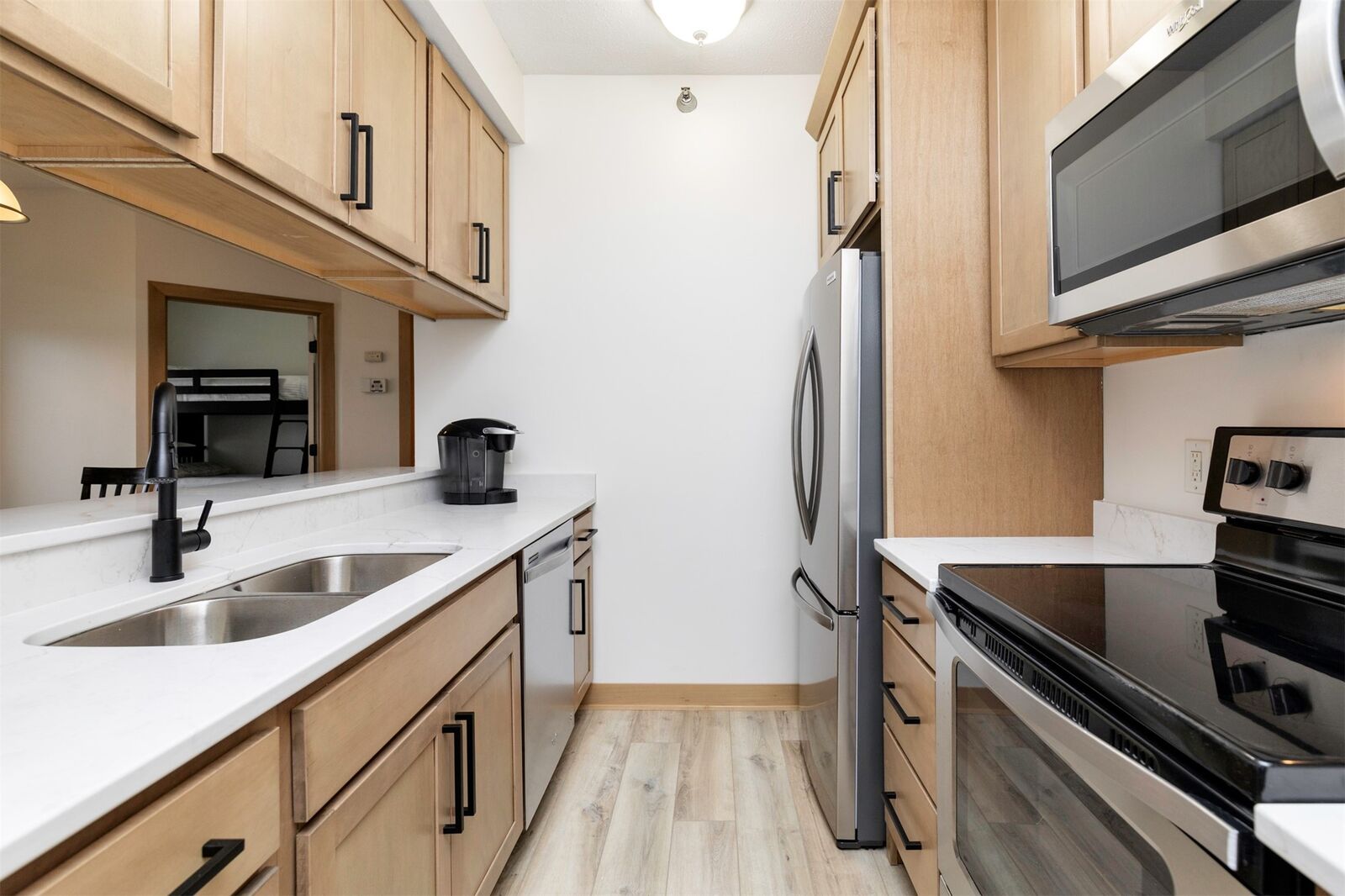 Property Photo: 1106 NE 5th Lane D13 IA 50021