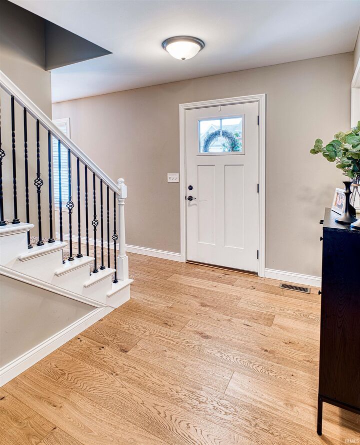 Property Photo:  1423 Hills Drive  IN 47720 