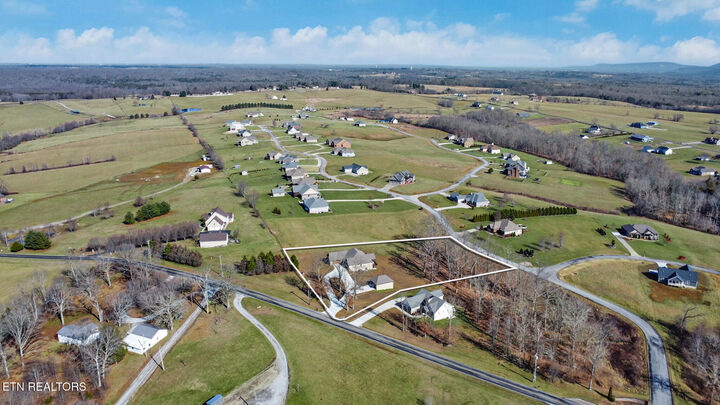 Property Photo:  5843 Dunbar Rd  TN 38572 