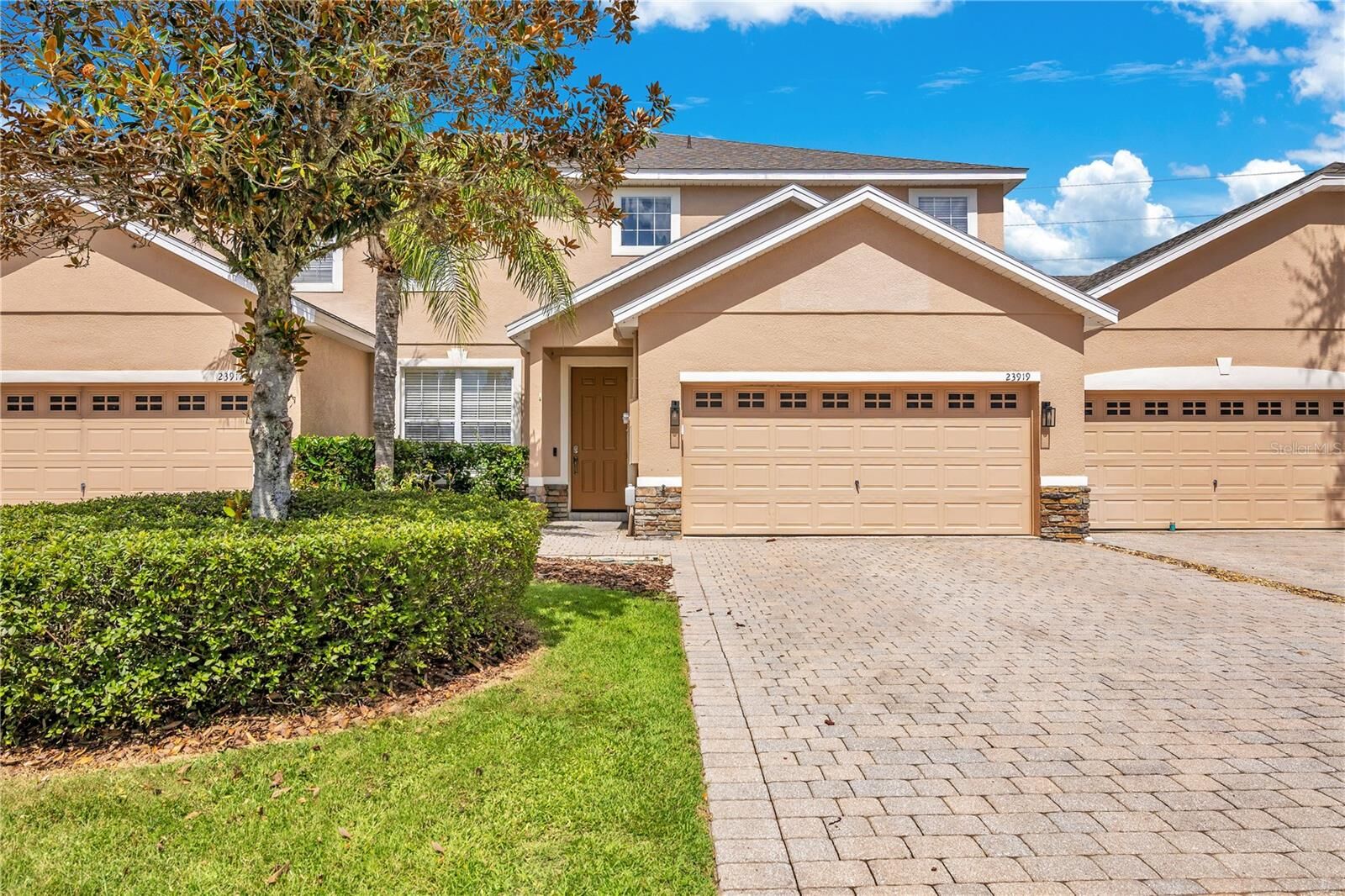 Property Photo:  23919 Sardinia Drive  FL 32776 