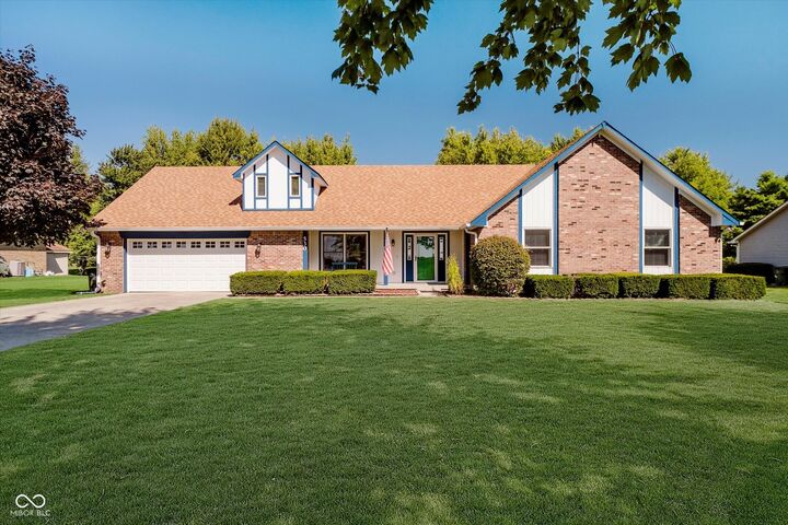 530 N Buck Creek Road  Greenfield IN 46140 photo