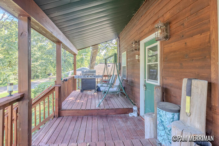 Property Photo:  2085 Shady Drive NE  MI 49301 