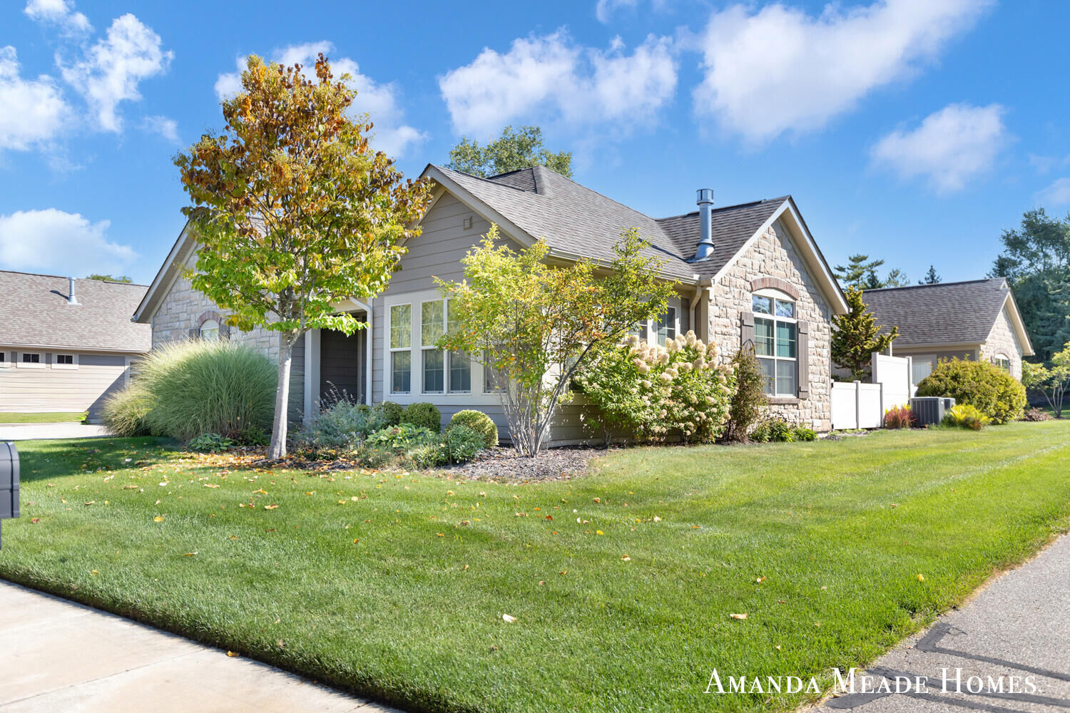 Property Photo:  868 Bridge Walk Court SE  MI 49301 
